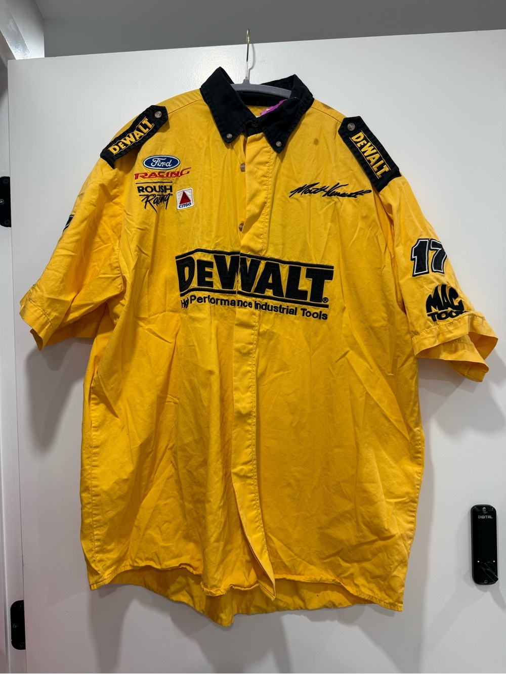 vintage Matt Kenseth Roush Racing DeWalt NASCAR team shirt medium M #17 Read